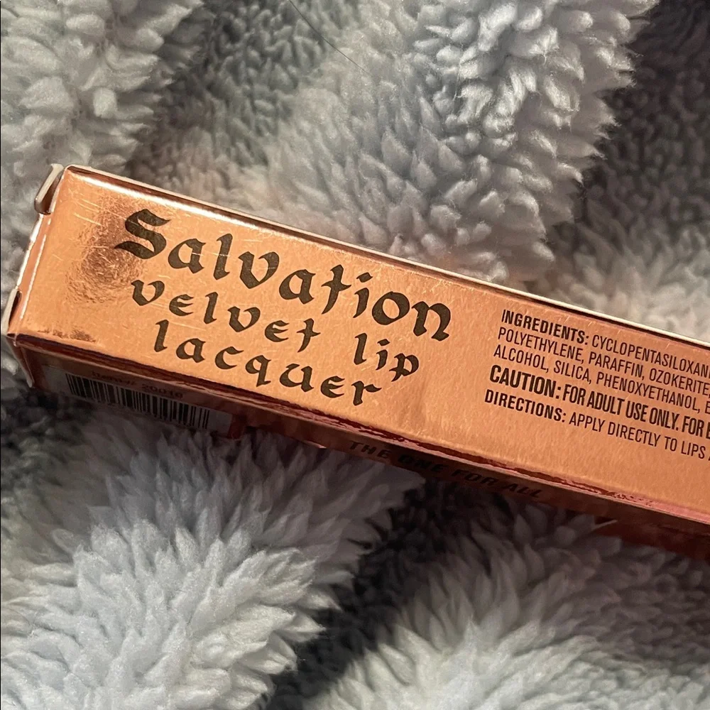 Revolution Salvation Velvet Lip Lacquer - Vivid Coral